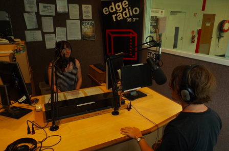 Edge Radio-1